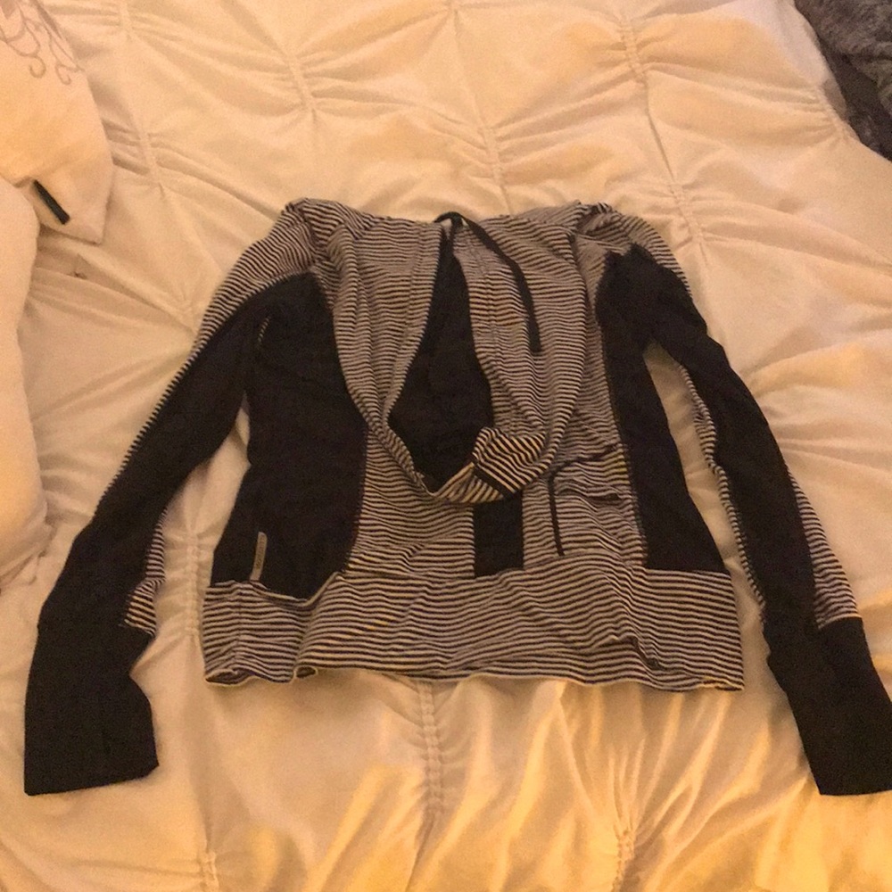Running jacket - Picture 2 of 4